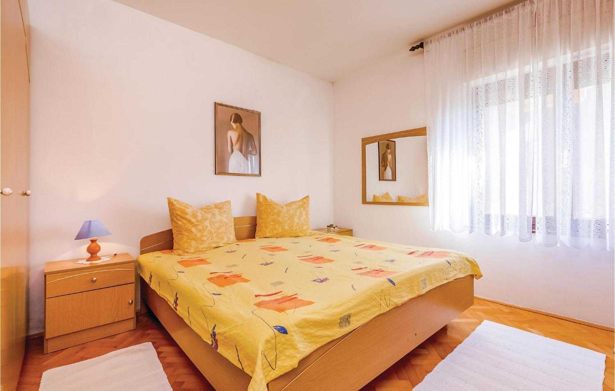 Beautiful Apartment In Novi Vinodolski Buitenkant foto